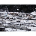 雪の中「ごはんセット」をドローンが届ける　福井県敦賀市でドローン配送によるスマート物流の実証実験