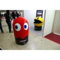 バンダイ、パックマン型ガシャポン空容器回収ロボット「ガシャドロイド」を東京おもちゃショーで公開　一般公開日は３台で登場予定