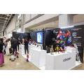 Robosenがトランスフォーマーの高性能ロボット製品群を「東京おもちゃショー」で展示　バンブルビーや映画版リアルモデルもお披露目、塩屋翼氏と河森監督も登壇