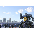 搭乗型ロボット「アーカックス」が走行デモを初披露、４足歩行ライド「SR-02」に「ねこずきん」搭乗！動くガンダムGFY横浜に大集結の日