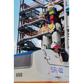 搭乗型ロボット「アーカックス」が走行デモを初披露、４足歩行ライド「SR-02」に「ねこずきん」搭乗！動くガンダムGFY横浜に大集結の日