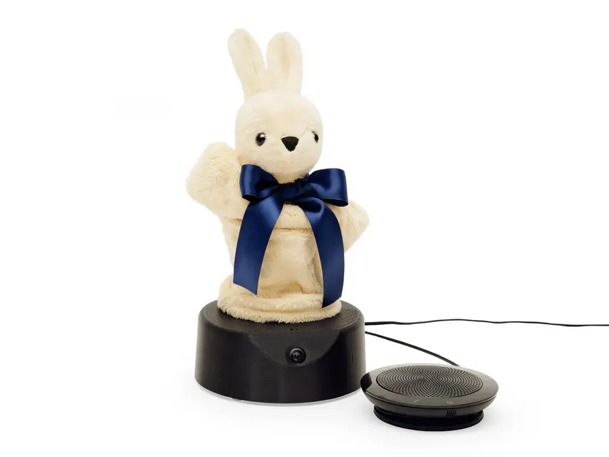 Python対応の着ぐるみロボット「くるみちゃん」64bit版を発売 ヴイストン