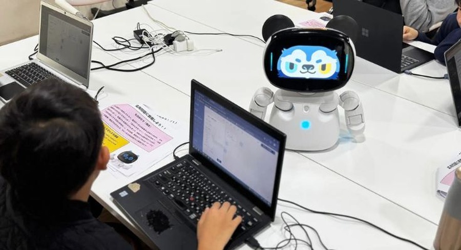 丸文×テラコミがAIロボット「Kebbi Air」活用のプログラミング体験会を開催