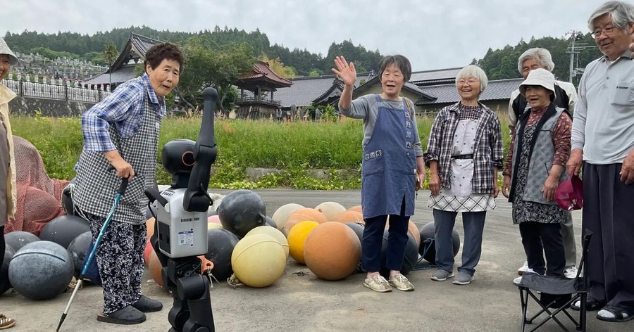 農村でヒューマノイドと共生する新事業が陸前高田市で始動 Booster K1 eduとUnitree Go2を仁藝が地域に導入