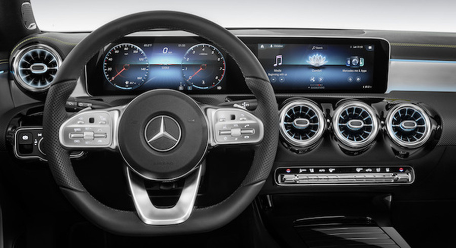 <p>Mercedes-Benz A-Klasse. Interieur: Polsterung Mikrofaser DINAMICA / Ledernachbildung ARTICO. Exterieur: designo mountaingrau magno </p><p>Mercedes-Benz A-Class. Interior: Upholstery DINAMICA microfibre / ARTICO man-made leather. Exterior: designo mountain grey magno</p>