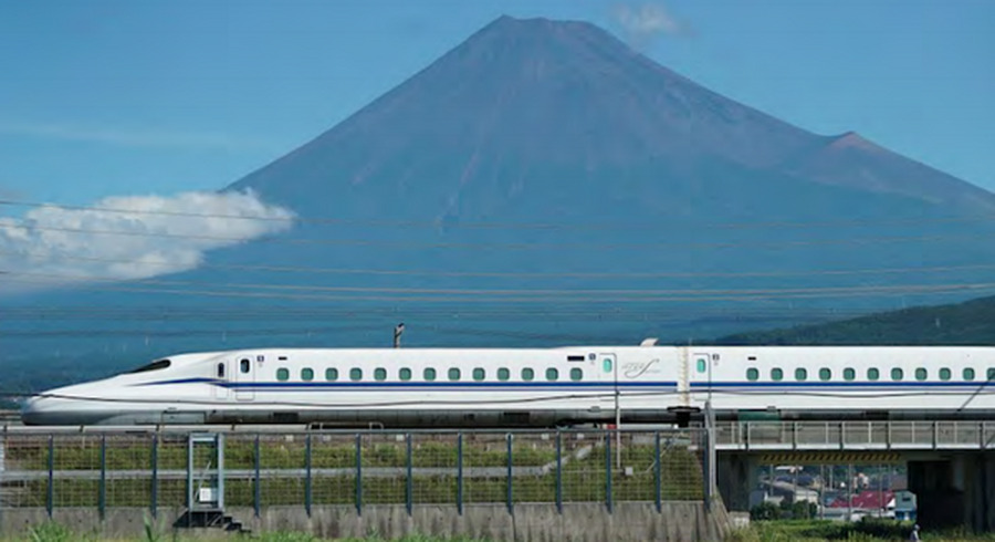 <p>シェア 0 ツイート 0 はてブ 0</p>