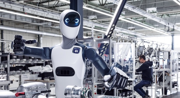 産業向け新型ヒューマノイド「Agile ONE」世界トップクラスの器用な手と階層型AIを搭載