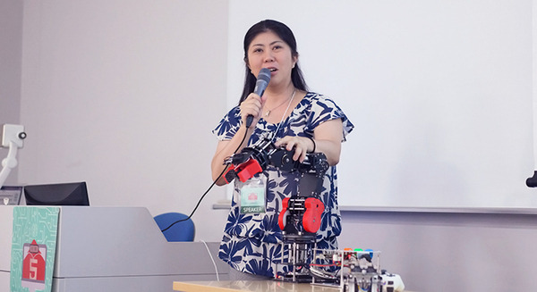 ロボットは「Computer Aided」から「AI Aided」に移行、そしてシンギュラリティへ　– HTML5カンファレンスでRTの中川友紀子氏が講演