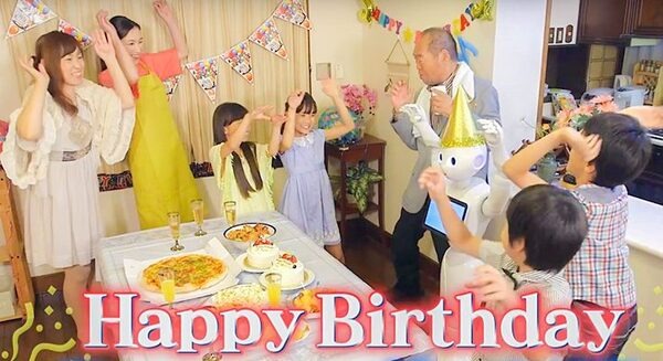 【祝3歳】Pepperの誕生日 記念動画が公開！ガッツ石松との黄金コンビで伝説のギャグ伝授?「Pepper Maker」がスマホでも「つくる」に対応