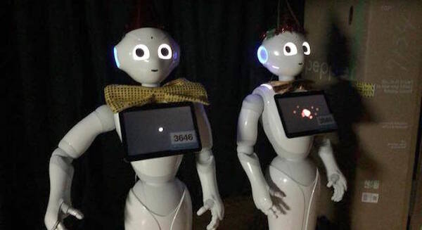 【密着レポート】ロボット漫才のペッパーズ、今年はなんと２台のペッパーで漫才！？