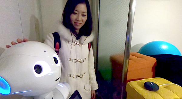 PepperがGoogle Homeに話しかけると人間はハッピーになる ?!