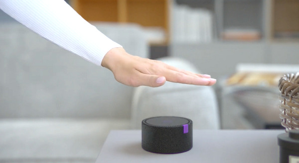 ロシア検索大手YandexがAI音声アシスタントAlice搭載の小型スマートスピーカー「Yandex.Station Mini」を発表。ジェスチャー操作にも対応