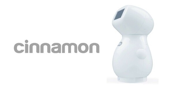 会話ロボット「シナモン」に高齢者向け「ChatGPT」を搭載　見守りロボットはどう変わる?　ドーナツロボティクスとメタリアル