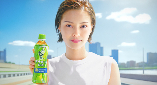 伊藤園『お～いお茶 カテキン緑茶』CMの女性、AIタレントって気づいてた？日本初の試みが話題に