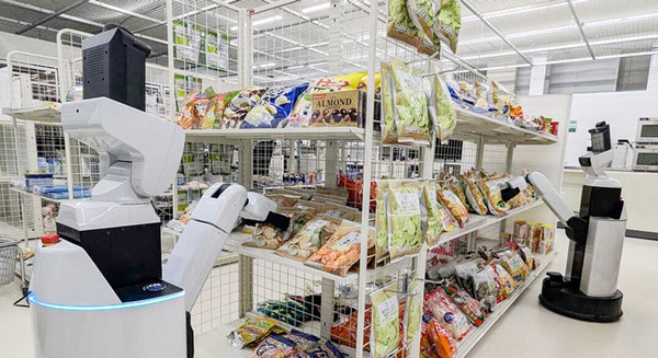 お店で活躍するロボットを遠隔操作、未来のリモートワークを体験！日本科学未来館が夏休みの特別企画を多数発表