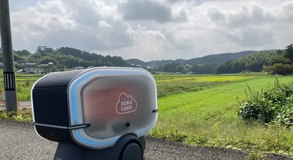 トヨタ製2種の自動配送ロボットが過疎・中山間地域で公道走行 岡山で11月に実証実験