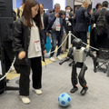 【速報】「ヒューマノイドロボットEXPO」開幕 「働くヒューマノイドへの転換点」フィジカルAIの現在地