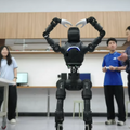 教育・研究向けのヒューマノイドに関する学習プラットフォームが登場 AGIBOT「X2 EDU」