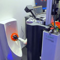 ソフトバンクロボティクス、Lokiのトイレ清掃ロボットを日本初披露　AI性能向上へ日本でデータ収集