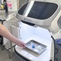 搬送ロボット「KEENON W3」が慈恵医大柏病院で年間330時間の業務削減を実現 DFA Roboticsが事例公開