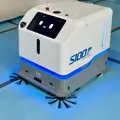 清掃現場の人手不足をロボットで支援、SERTが業務用清掃ロボット「Sveabot S100 Pro M」の全国展開を本格化