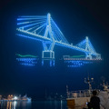 気仙沼みなとまつりで初のドローンショー　1,000機が恵比寿像や大漁旗、ホヤぼーやを夜空に描く