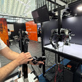 「AI博覧会」でフィジカルAIに人だかり　全天候型ヒューマノイド国内初展示、今秋発表の新モデルがキレキレのダンスを披露