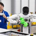 35台のヒューマノイドがずらり フィジカルAIの学習データはどう作る? J-HRTIが大規模データファクトリーを開設
