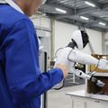 35台のヒューマノイドがずらり　フィジカルAIの学習データはどう作る？ J-HRTIが大規模データファクトリーを開設