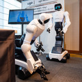 「フィジカルAI時代に最適なロボット」とは何か　ugo新型セミヒューマノイド「Nova」と開発・運用基盤が誕生した理由