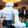 「フィジカルAI時代に最適なロボット」とは何か　ugo新型セミヒューマノイド「Nova」と開発・運用基盤が誕生した理由
