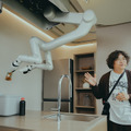 MW「来年は家事ロボットの自律動作を披露へ」VLAと年間5万時間の実世界データでフィジカルAI開発を加速
