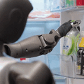 ヒューマノイド「Booster T2」が家事をこなす様子の映像 Booster Robotics