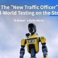 ヒューマノイドが公道に出て「新たな交通指導員」に DEEP Roboticsが杭州で実証実験