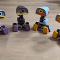 【動画】4体のアヒル型ロボット「Microduck」が魅せる即興合唱 Hugging Face傘下Pollen Robotics