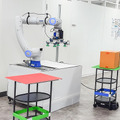 富士ソフトが異なるメーカーの搬送ロボットを統合管理　「MixFlit」の実機デモを新設「名古屋Lab」で公開