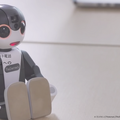 シャープ公式サイトで「RoBoHoN(ロボホン)」へのチャレンジが紹介されています