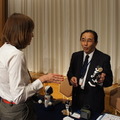 米州開発銀行 (IDB)主催の「日本・中南米ビジネスフォーラム」レセプションで日本のロボットがお出迎え