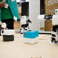 米国で話題の日本発のハコ型ロボ「PLEN Cube」、日本語版発売へ向け「Makuake」で資金調達開始