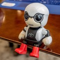【速攻レビュー】トヨタのコミュニケーションロボット「KIROBO mini(キロボミニ)」入手しました!