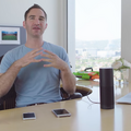 【Siri vs Alexa vs Cortana vs Googleホーム】AI音声アシスタントのジョーク対決！観客を一番笑わせたのはどれ？