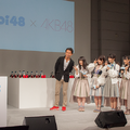 週刊ロビ2創刊記念イベントで「Robi48」と「AKB48」(横山由依、向井地美音、小栗有以、川本紗矢、高橋朱里)がダンスでコラボ!ロビ2は電動立ち乗り二輪車で登場