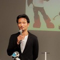週刊ロビ2創刊記念イベントで「Robi48」と「AKB48」(横山由依、向井地美音、小栗有以、川本紗矢、高橋朱里)がダンスでコラボ!ロビ2は電動立ち乗り二輪車で登場
