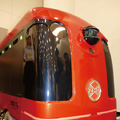 ZMP、歩道自動走行を目指す宅配ロボット「CarriRo Delivery」をデモ 「銀のさら」で宅配実証実験へ 対話機能も実装へ
