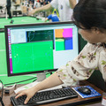 ロボカップサッカー「小型リーグ」の魅力と人気の秘密、スピードと戦術連携を実現する「ビジョンシステムとAIコンピュータ」とは