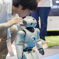 伝説のソニー製二足歩行ロボット「QRIO」、ロボカップ会場でダンスパフォーマンスを披露