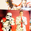【速報】最新作「スター・ウォーズ／最後のジェダイ」の新キャラ＆新ドロイド、注目の謎とは？ 「Force Friday II」イベントレポート