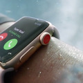 【速報】アップルウォッチがiPhoneから旅立つ日 ～アップルが「Apple Watch Series 3」を発表、音声通話/LTE対応のGPS + Cellularモデルも