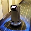 「ロボットが届けるクリスマス」プリンスホテルでデリバリーロボット「Relay」が恋人たちのサンタクロースに!