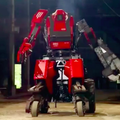 【動画あり】日米巨大ロボット対決「水道橋重工」vs「MegaBots」、クラタスが1体目を倒すも、2体目のチェーンソーに敗れる